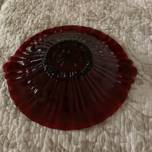 Ruby Red Dish - Picture 2 of 3